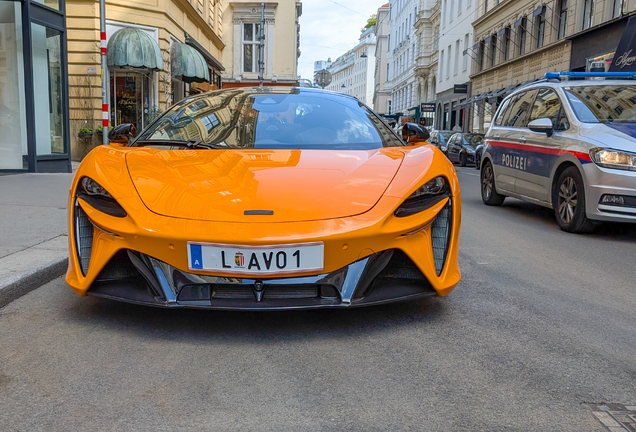 McLaren Artura Spider