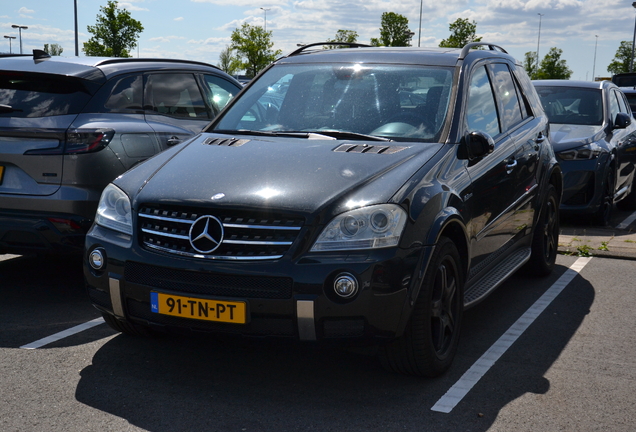 Mercedes-Benz ML 63 AMG W164