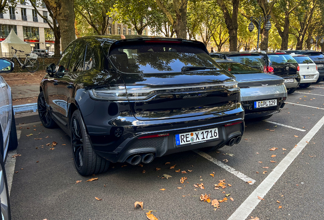 Porsche 95B Macan GTS MkIII