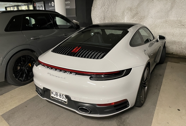 Porsche 992 Carrera 4S MkI
