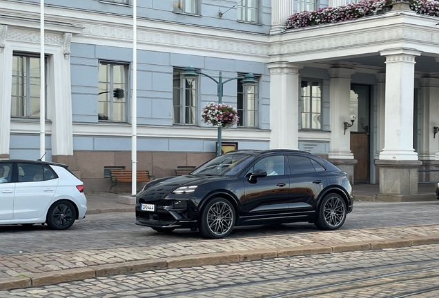 Porsche Macan EV Turbo