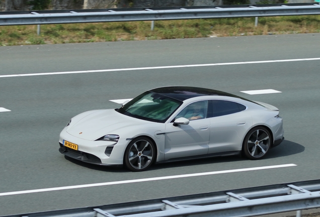 Porsche Taycan Turbo MkI