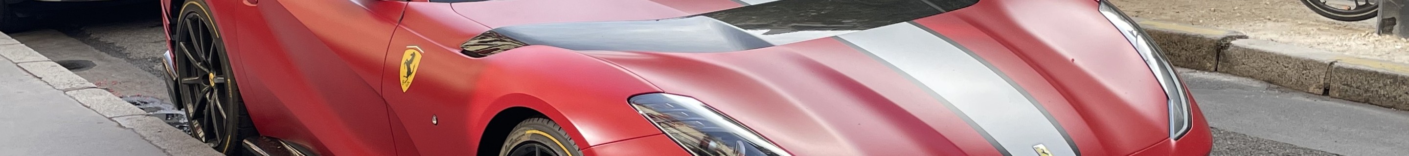 Ferrari 812 Competizione