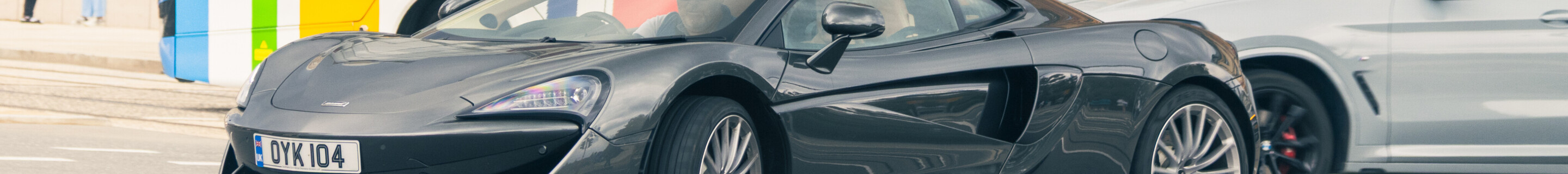 McLaren 570GT