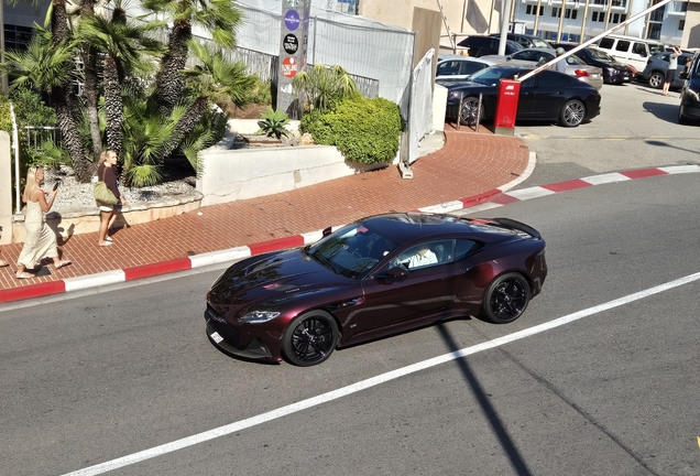 Aston Martin DBS Superleggera