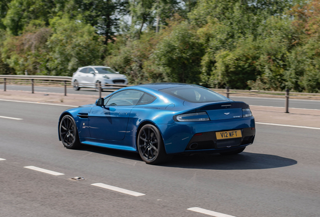Aston Martin V12 Vantage S