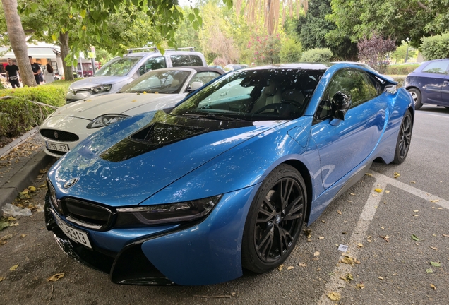 BMW i8