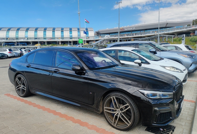 BMW M760Li xDrive 2019