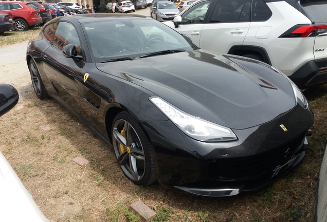 Ferrari GTC4Lusso