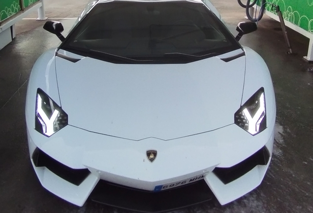 Lamborghini Aventador LP700-4