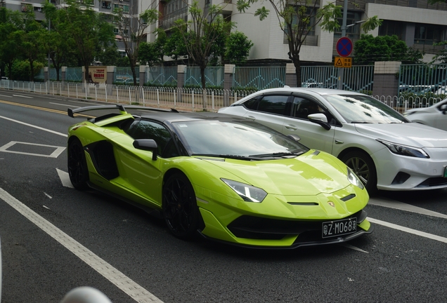 Lamborghini Aventador LP770-4 SVJ Roadster