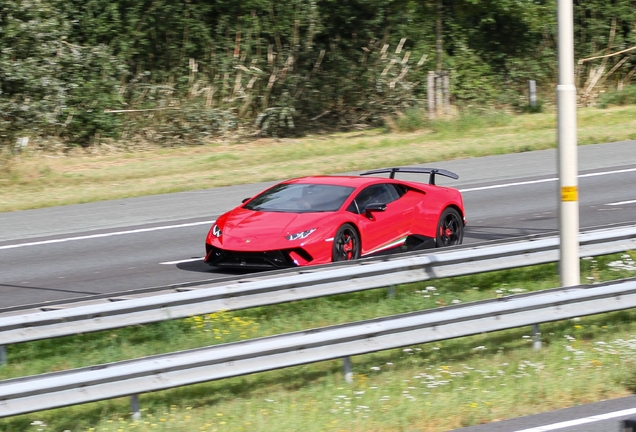 Lamborghini Huracán LP640-4 Performante
