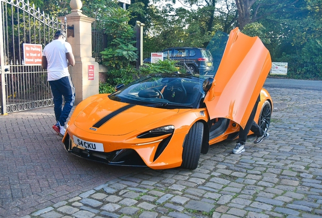 McLaren Artura Spider