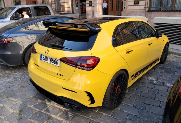 Mercedes-AMG A 45 W177