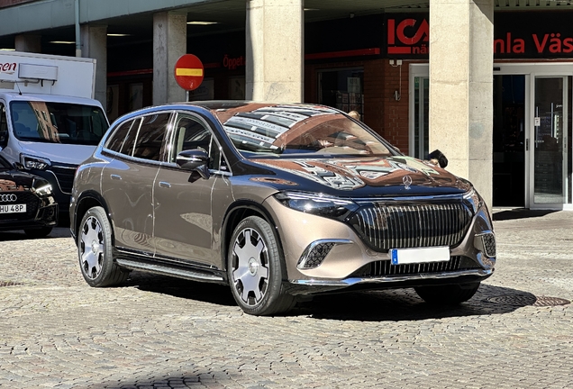 Mercedes-Maybach EQS 680 SUV