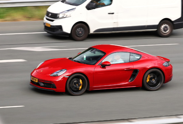 Porsche 718 Cayman GTS 4.0