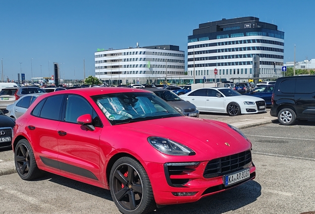Porsche 95B Macan GTS MkI