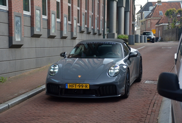 Porsche 992 Carrera 4 GTS Cabriolet MkII