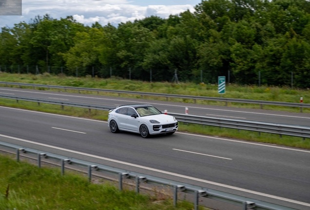 Porsche Cayenne Coupé Turbo E-Hybrid
