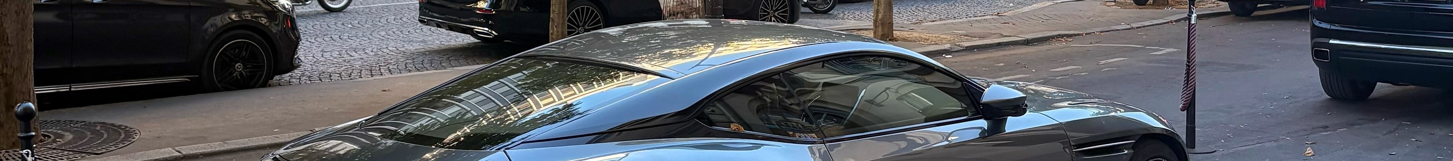 Aston Martin DB11 Launch Edition