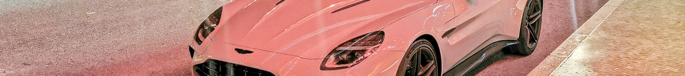 Aston Martin Vantage 2024