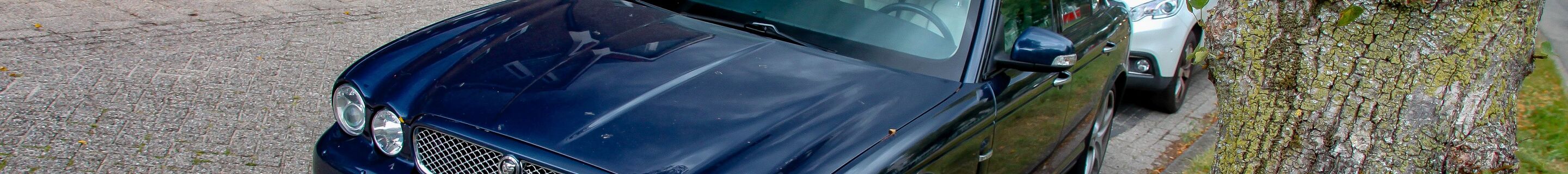 Jaguar XJR Portfolio