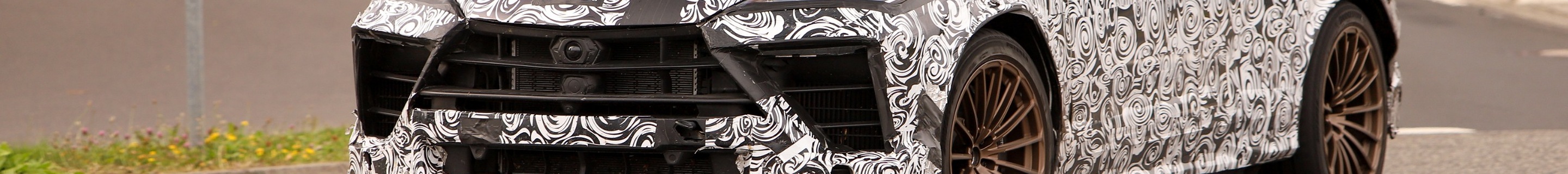 Lamborghini Urus SE Performante