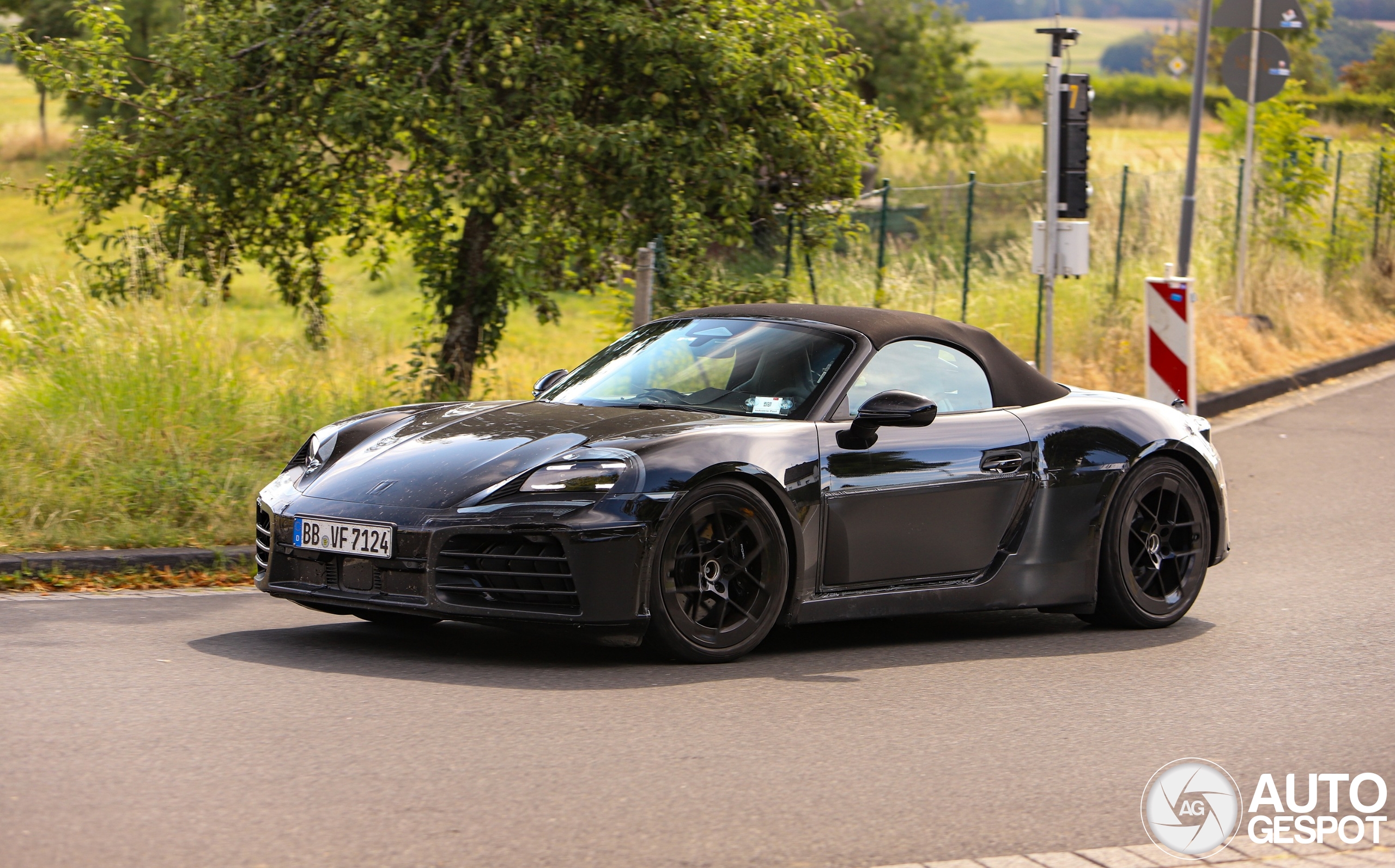 Porsche 718 Boxster EV