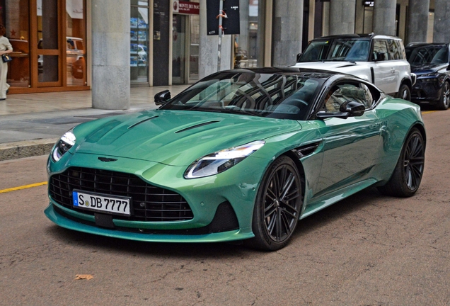 Aston Martin DB12