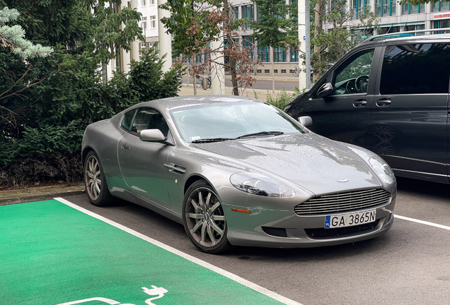 Aston Martin DB9