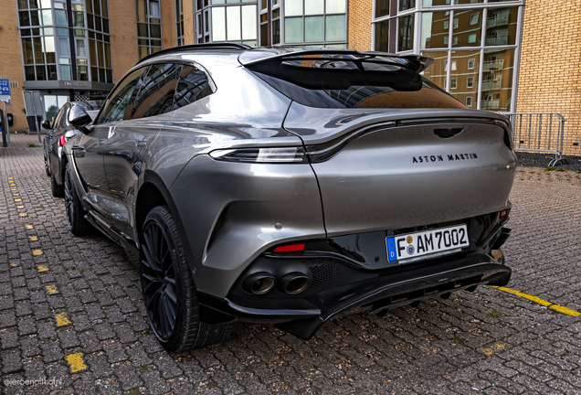 Aston Martin DBX707