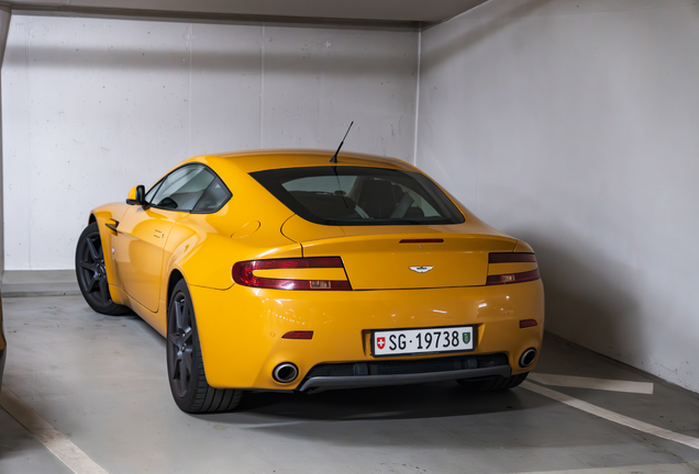 Aston Martin V8 Vantage