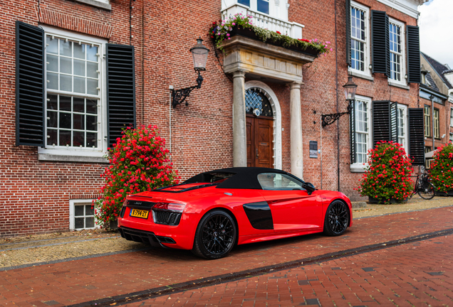 Audi R8 V10 Spyder 2016