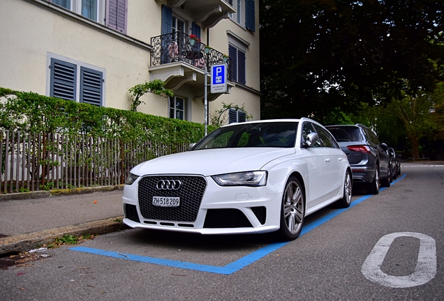 Audi RS4 Avant B8