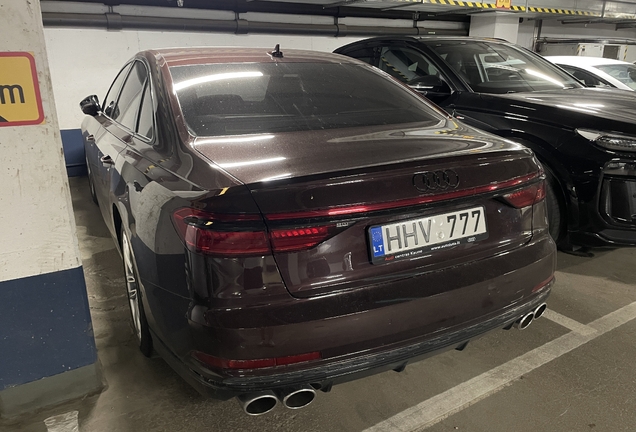 Audi S8 D5