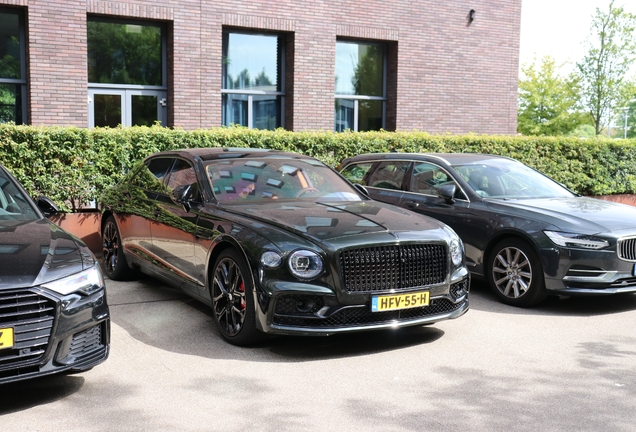 Bentley Flying Spur Hybrid S