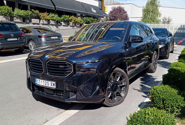 BMW XM G09