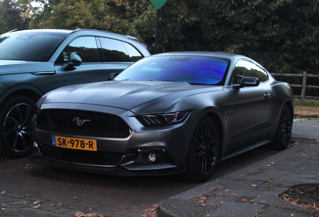 Ford Mustang GT 2015