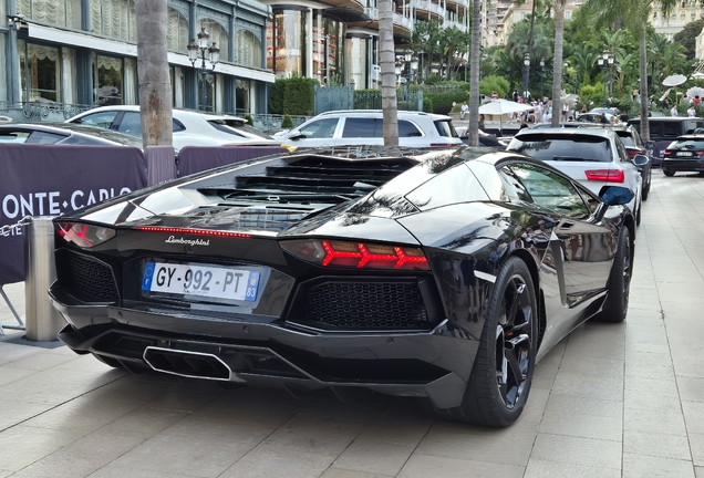 Lamborghini Aventador LP700-4
