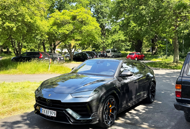 Lamborghini Urus Performante