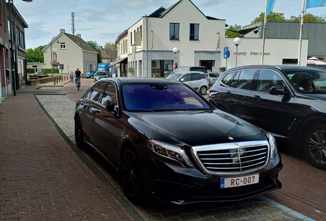 Mercedes-Benz S 63 AMG V222