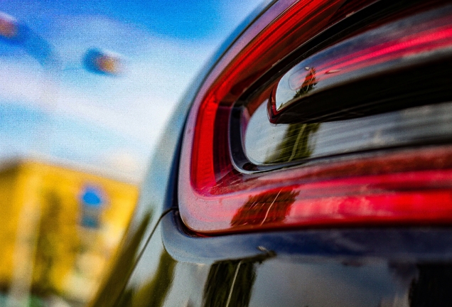 Porsche 95B Macan Turbo MkI