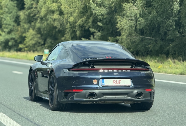 Porsche 992 Carrera 4S MkI