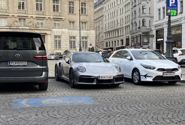 Porsche 992 Turbo MkI