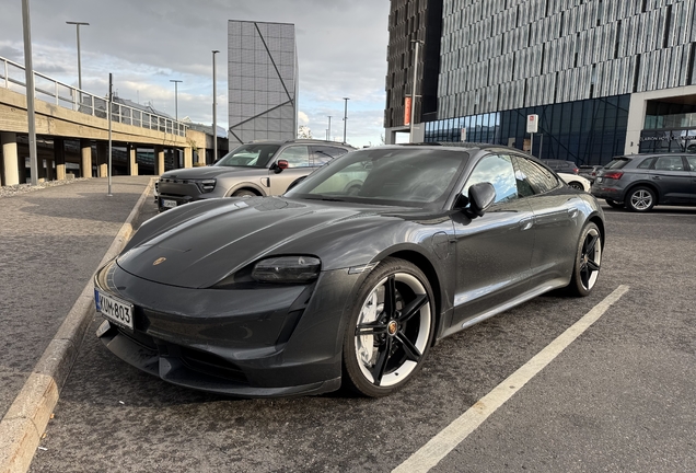 Porsche Taycan Turbo MkI