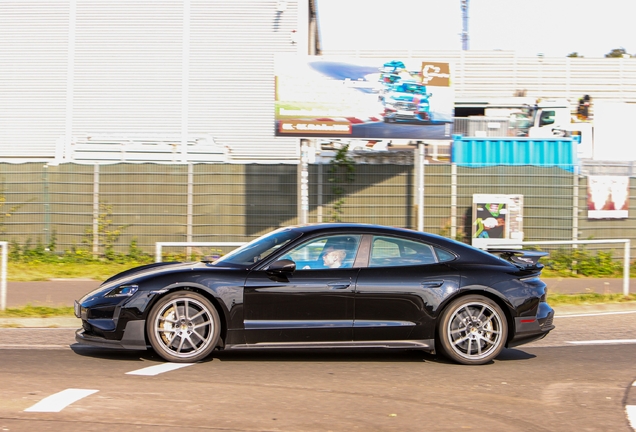 Porsche Taycan Turbo GT Weissach Package