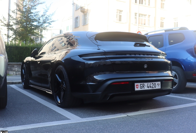 Porsche Taycan Turbo S Sport Turismo