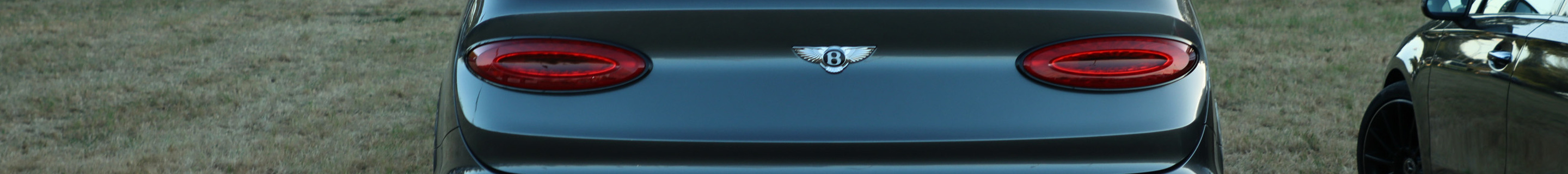 Bentley Bentayga Azure 2024