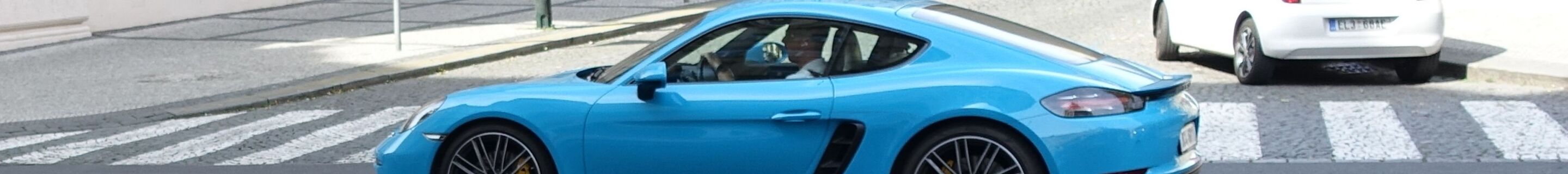 Porsche 718 Cayman S