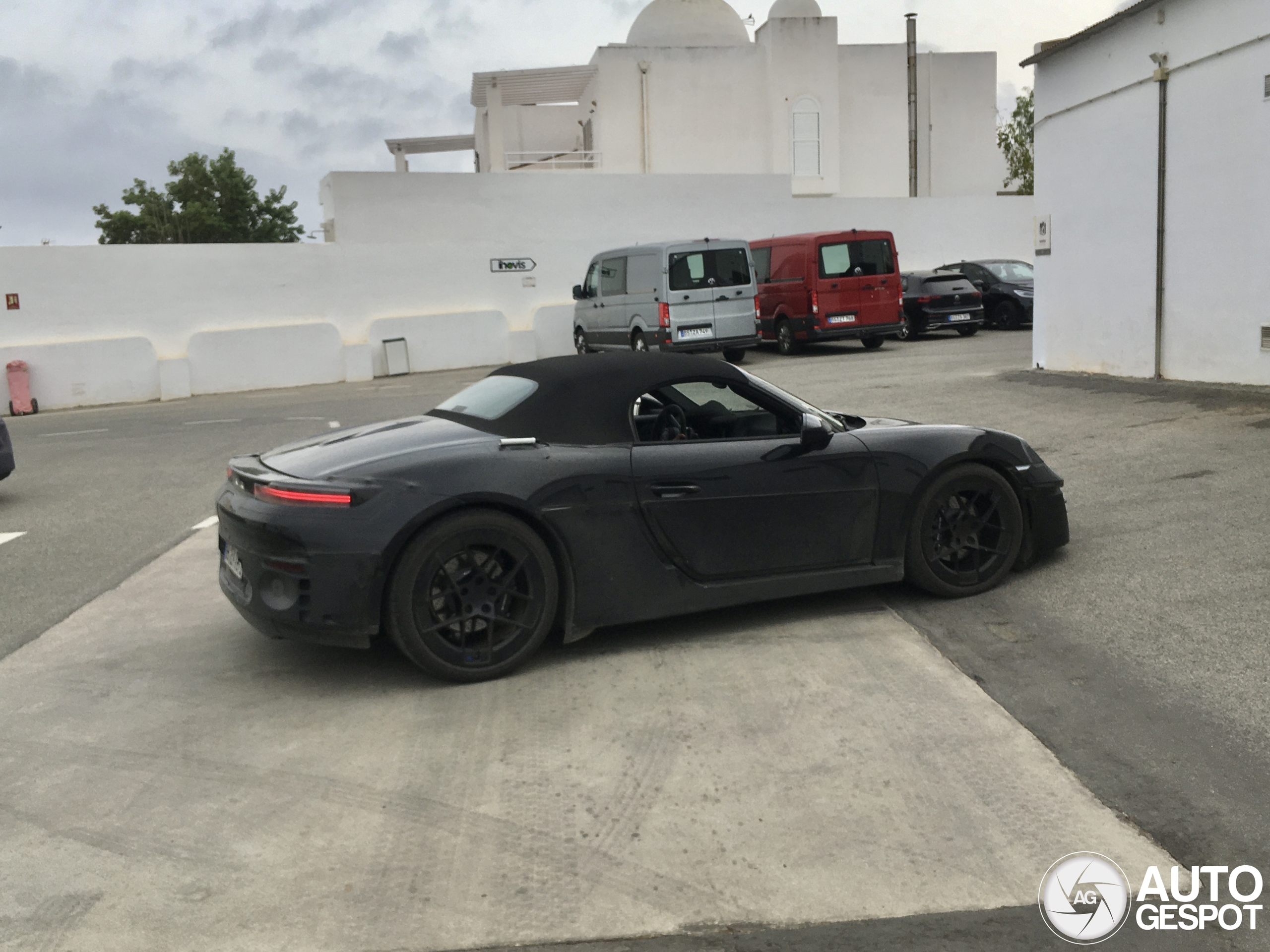 Porsche 718 Boxster EV